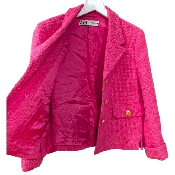 Zara Women's S Pink Fuchsia Tweed Textured Weave Blazer with Gold Buttons Accent - Picture 7 of 11